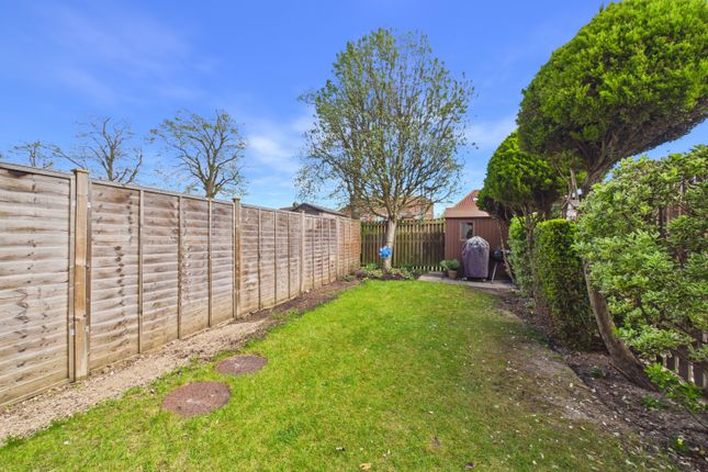 7, Eccles Close, York photo 4