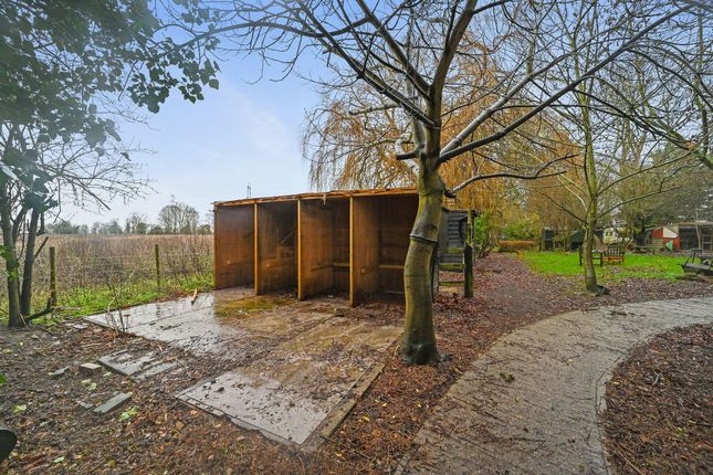 Idano, 3 + 5, Stoke Road, Colchester photo 3