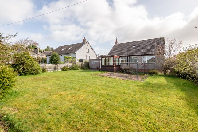 Detached bungalow for sale in Knowehead Road, Crossford, Dunfermline