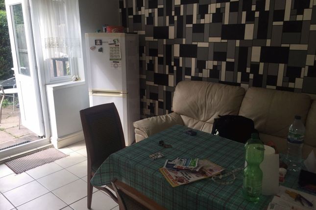 258, Dyas Avenue, Birmingham photo 5