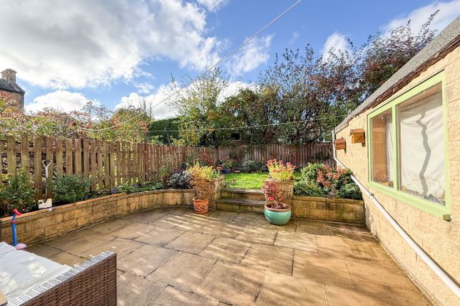 Grasscroft Road, Holmfirth photo 5