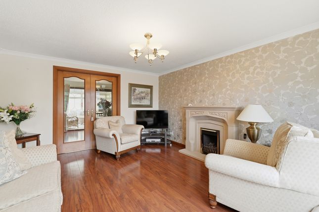 7 Dunnichen Gardens, Bishopbriggs photo 4