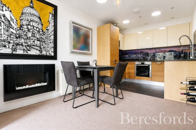 St. Marys Lane, Upminster photo 4