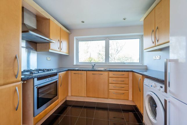 Thumbnail Flat to rent in Crescent Road, Kingston, Kingston Upon Thames