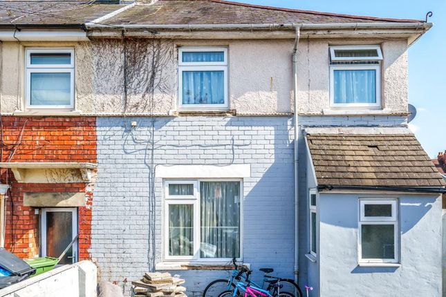 Thumbnail End terrace house for sale in Acacia Grove, Swindon