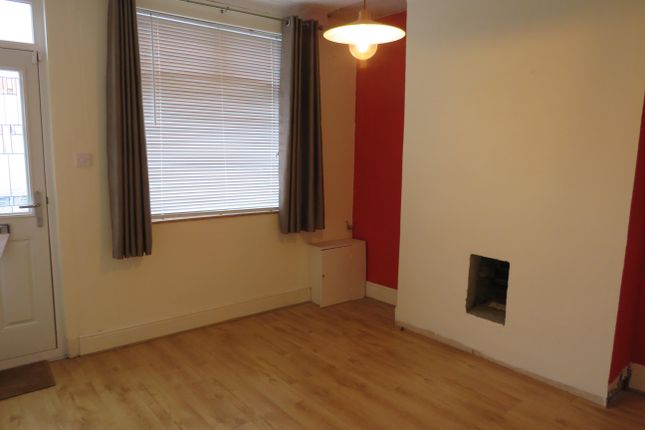 1, COVENTRY photo 5