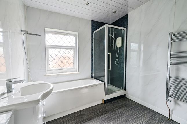 25, Corrie Road, Swinton photo 4