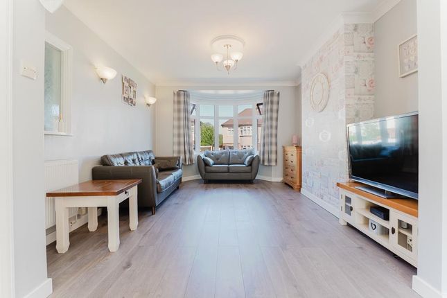 13, Bowhill, Kettering photo 4