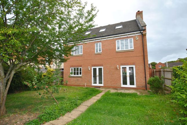 22, Berrywood Drive, Northampton photo 4