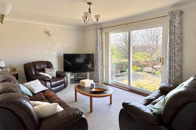 9, St. Annes Avenue, Penarth photo 2