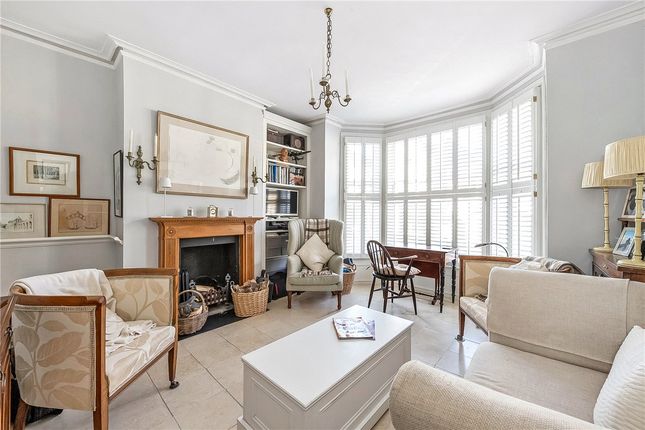 The Garden Flat, 27, Althorp Road, London photo 4