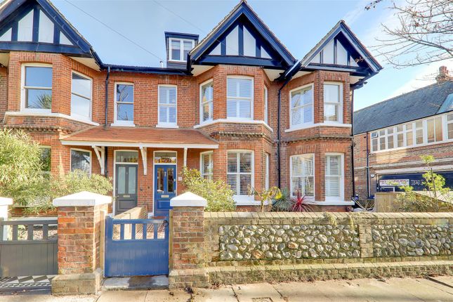 End terrace house for sale in Warwick Gardens, Worthing