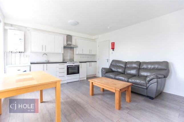 3 Bedroom Flat in BS1 5JG