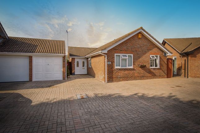 3-bed other on 12, Holmwood Close, Clacton-On-Sea, £300,000