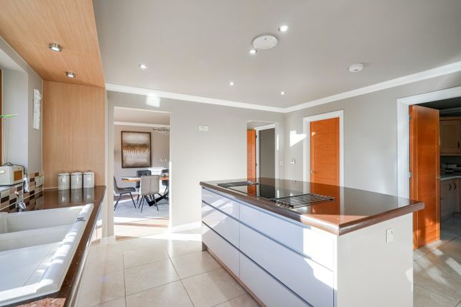 2, Longstaff Way, Huntingdon photo 4