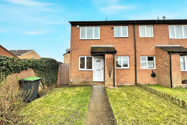 Terraced house to rent in Alburgh Close, Bedford