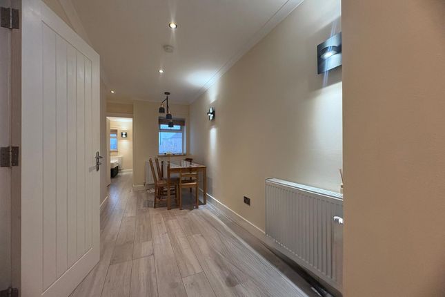 Highview Road, West Ealing photo 4