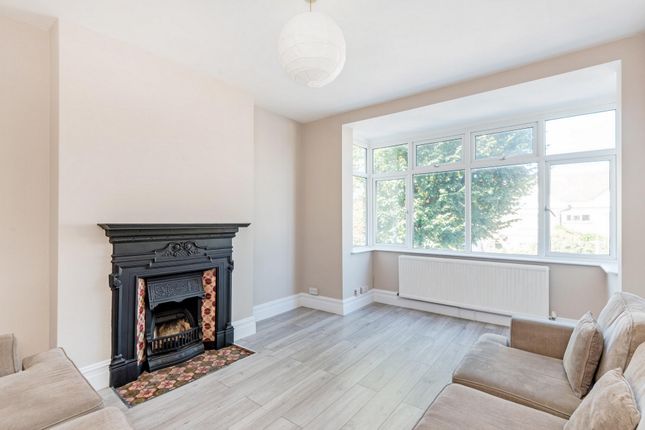 3, Little Ealing Lane, London photo 4