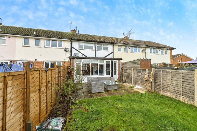 Terraced house for sale in Cherry Orchard, Hemel Hempstead