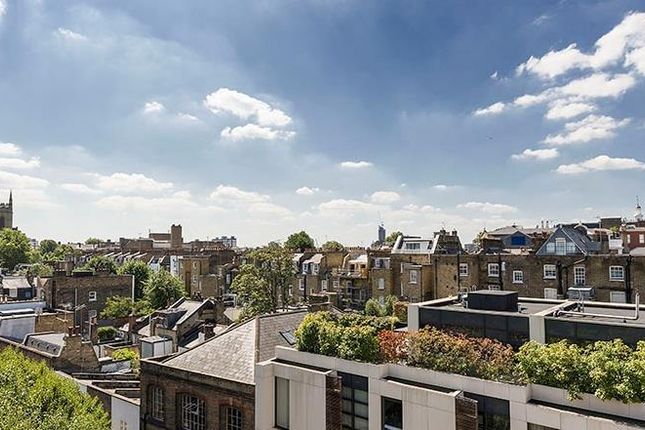 17, 161 Fulham Road, London photo 5