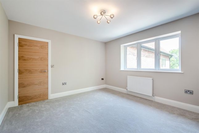 8652668-Interior27.Jpg