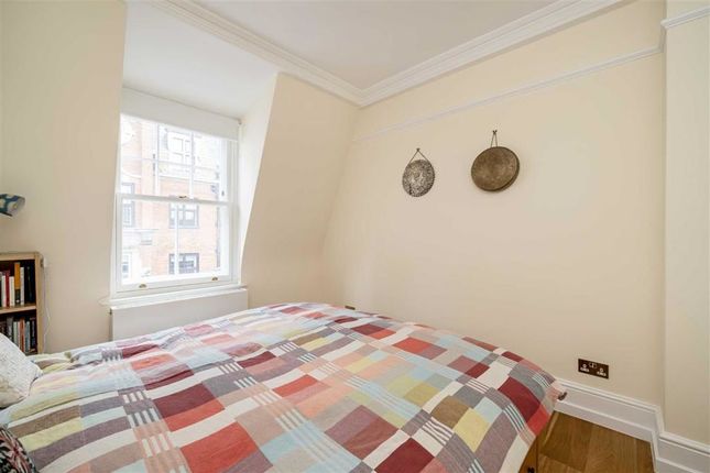 Terraced house for sale in Little College Street, London