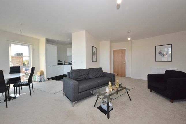Flat for sale in Charlotte Court, Clarence Avenue, Ilford
