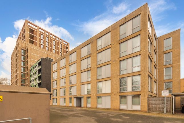 Thumbnail Flat for sale in Watling House, 128 New Kent Road