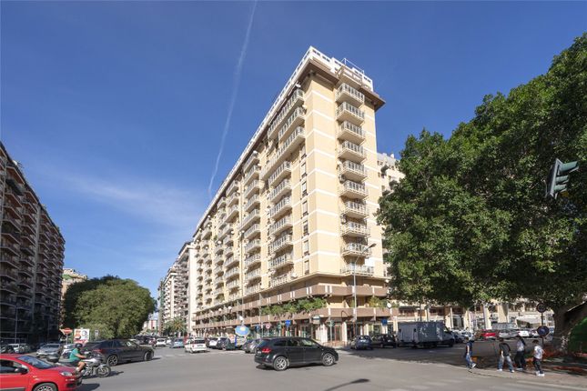 Apartment for sale in Via Antonio Pacinotti, Palermo, 90145