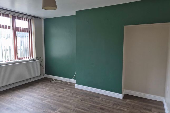 12, Rhiw Fach, Caerphilly photo 4