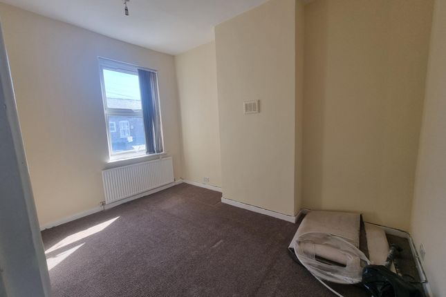 206, Lightbowne Road, Manchester photo 3