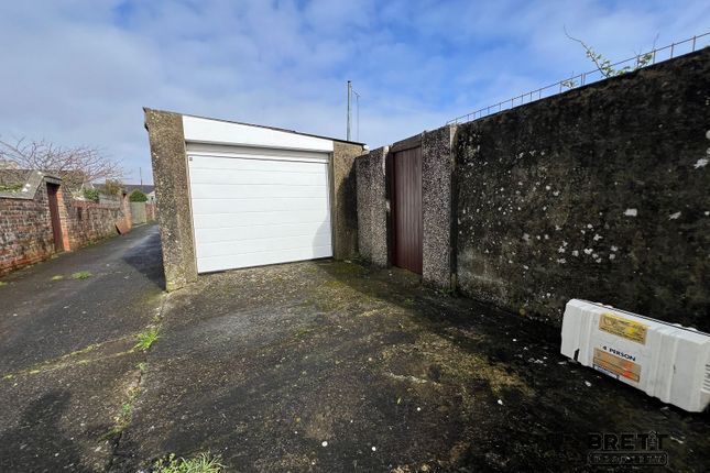 Detached bungalow for sale in Wellington Road, Hakin, Milford Haven, Pembrokeshire.