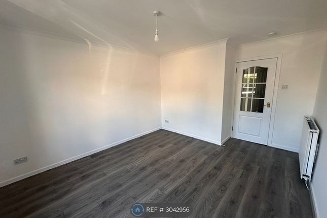 Flat, Ashcroft House A Falkirk Road, Larbert photo 4