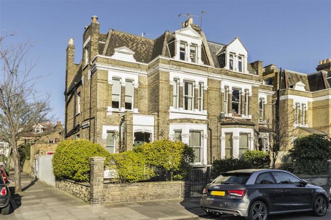 Thumbnail Flat to rent in Priory Road, Kew, Richmond