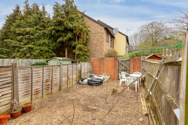 Terraced house for sale in Connaught Gardens, Morden