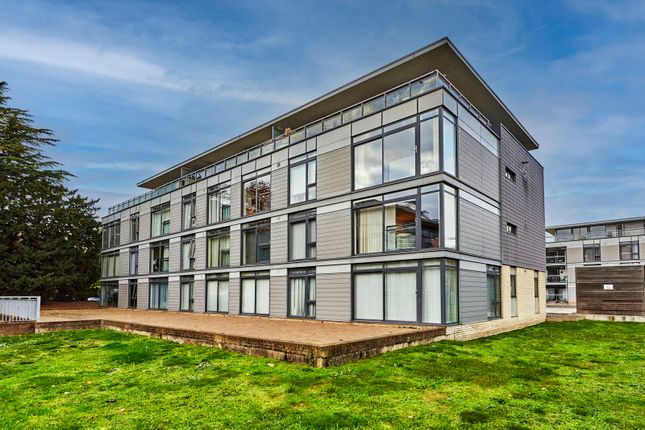 Thumbnail Flat for sale in Newsom Place, Hatfield Road, St. Albans, Hertfordshire