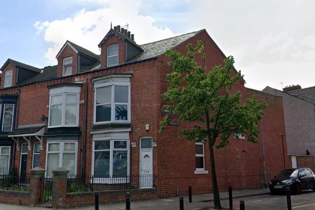 7-bed terraced on Marton Road, Middlesbrough, £180,000
