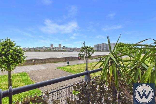 1, Sheerness Mews, London photo 3