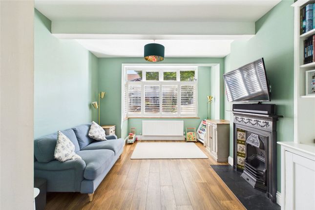 142, Glenister Park Road, London photo 2