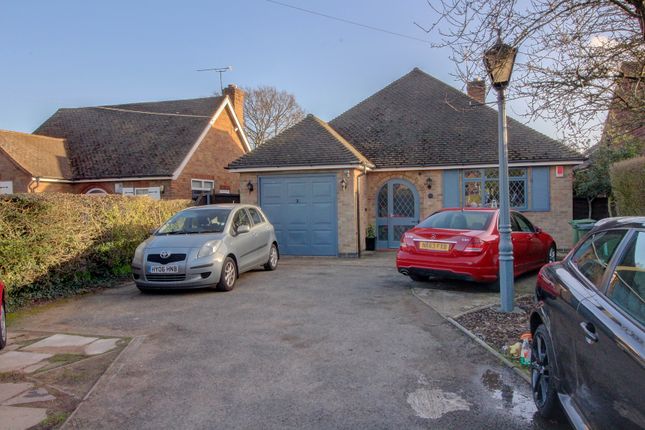 Thumbnail Bungalow for sale in Hinckley Road, Leicester Forest East, Leicester
