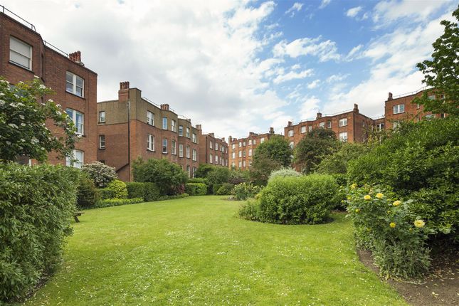 Flat for sale in Cannon Hill, West Hampstead