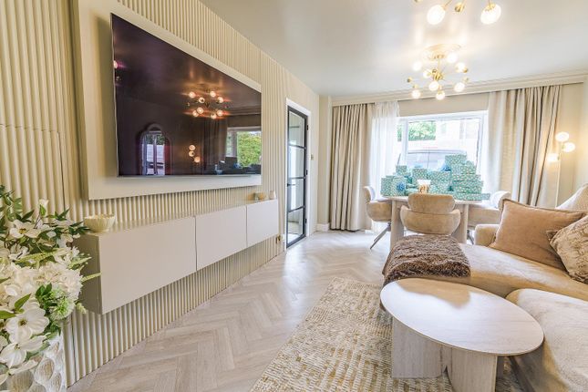 6, Gradon Close, Barry photo 3
