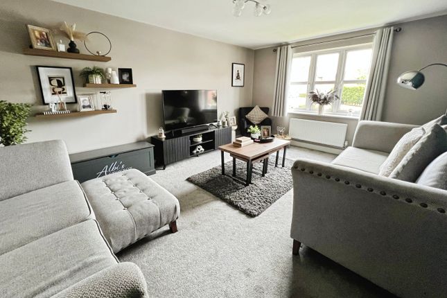 67, King Lane, Burton-on-trent photo 2