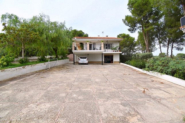 Villa for sale in 46260 Alberic, Valencia, Spain