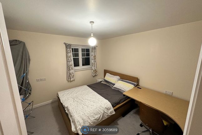 Hopwood Close, Watford, Watford photo 4