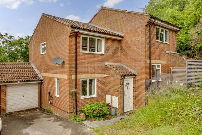 15 Nicholas Gardens, Hp13 6Jq-2.Jpg