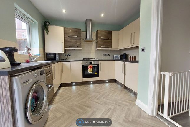 Buckley Street, Heywood, Greater Manchester photo 4