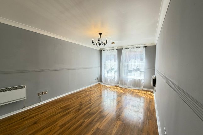 Denton Court,Flat 30, Ashton Road, Manchester photo 4