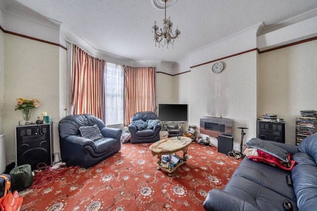 69, Arngask Road, London photo 2