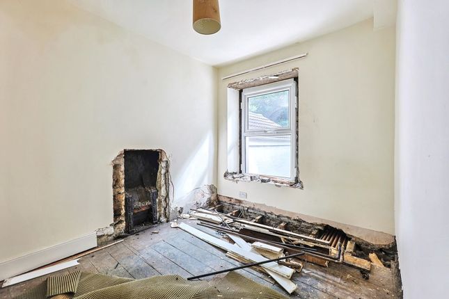 2, Canaan Row, Swansea photo 3